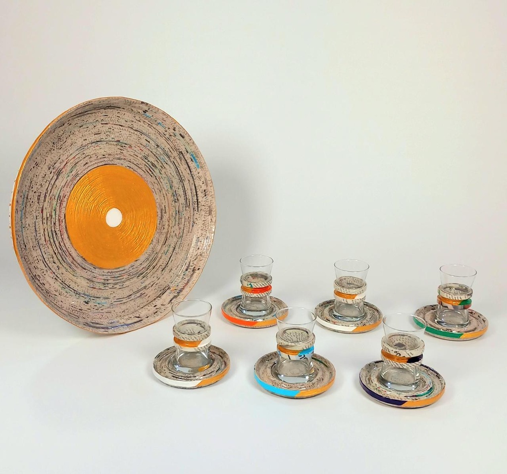 Teacup Derin w/ plate