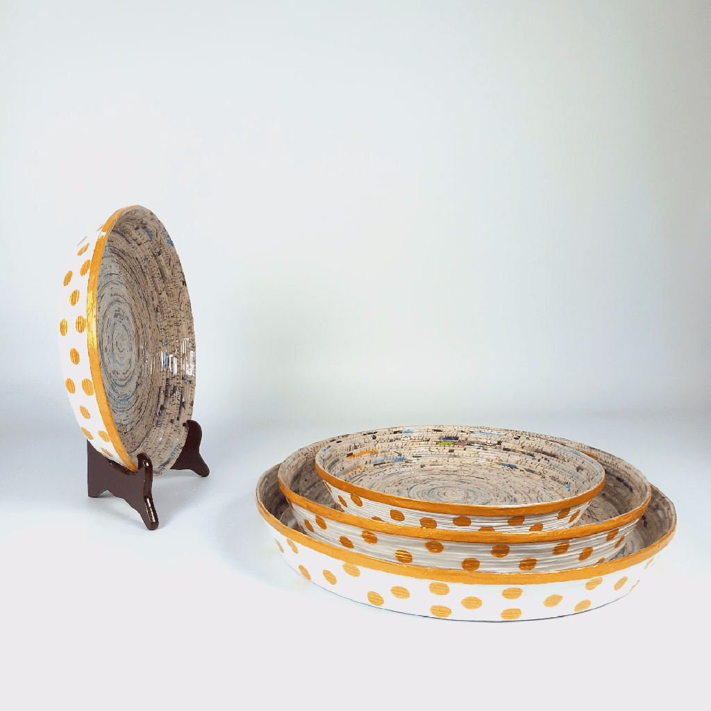 Round Tray Polka