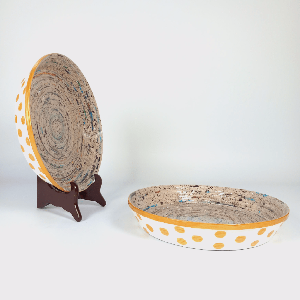 Round Tray Polka